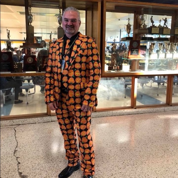 Meet your Posher, Mike - Picture 1 of 1